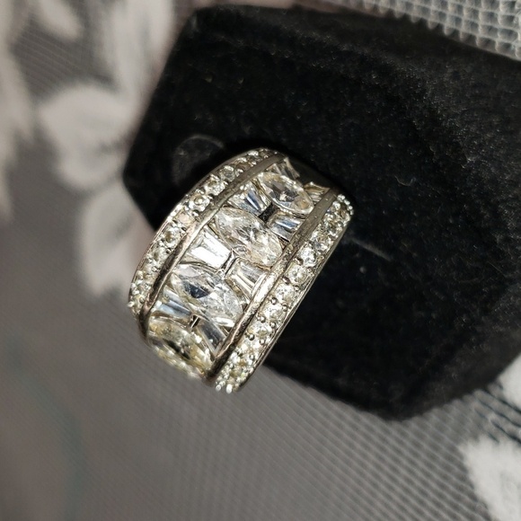 Sterling silver stamped marquis baguette and round cz statement ring - Picture 4 of 13